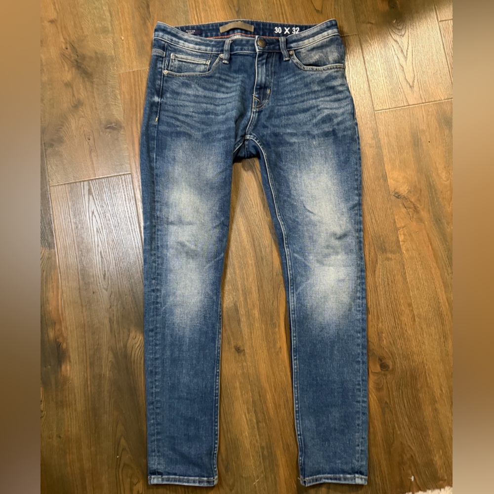 Vigoss Men's Faded Blue Skinny Jeans